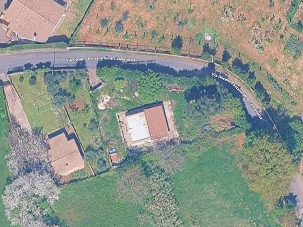 casa indipendente in vendita a Colonna