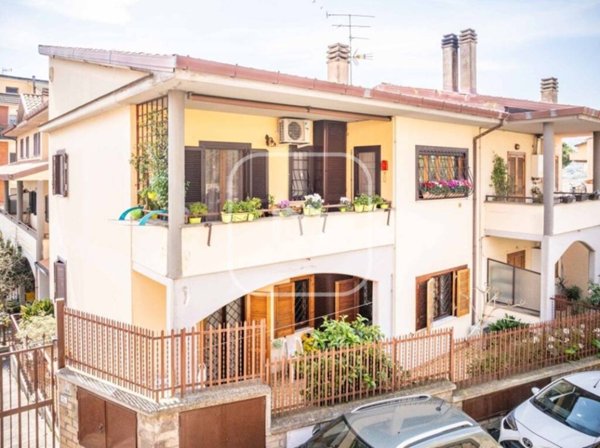 appartamento in vendita a Colonna