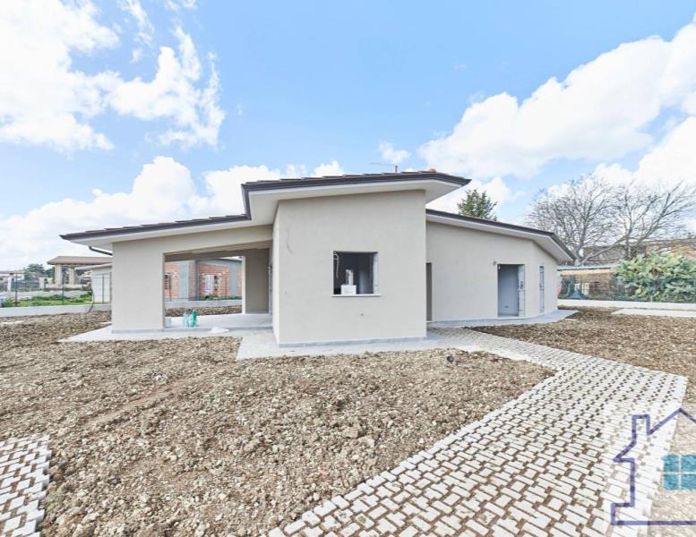 casa indipendente in vendita a Fiano Romano