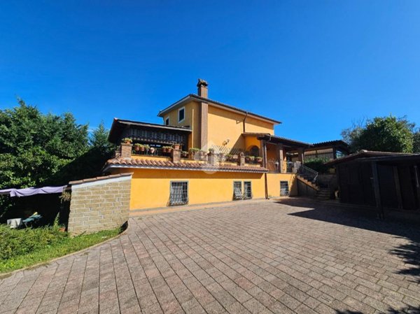 casa indipendente in vendita a Fiano Romano