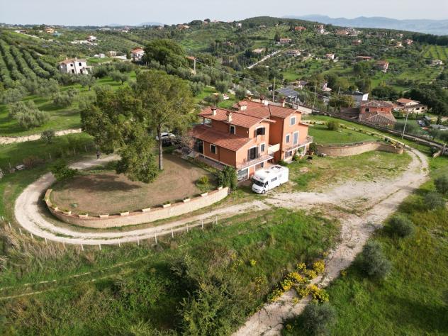 casa indipendente in vendita a Fiano Romano