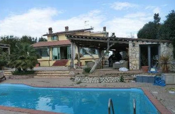 casa indipendente in vendita a Fiano Romano