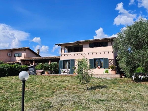 casa indipendente in vendita a Fiano Romano