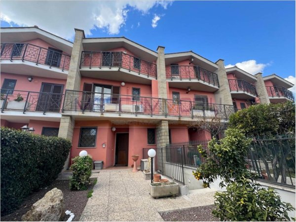 casa indipendente in vendita a Fiano Romano