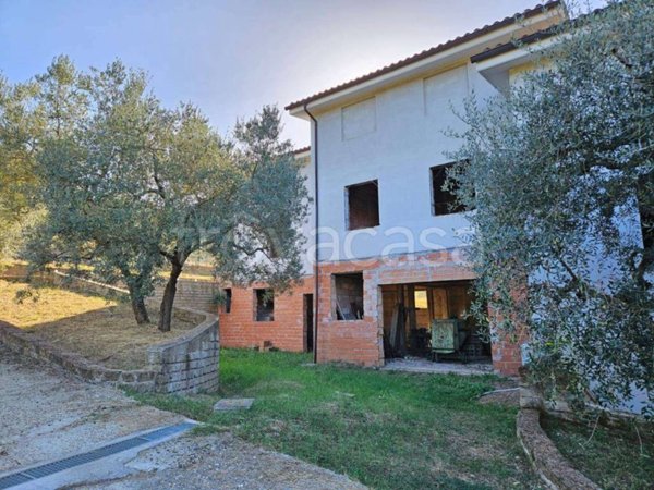 casa indipendente in vendita a Fiano Romano