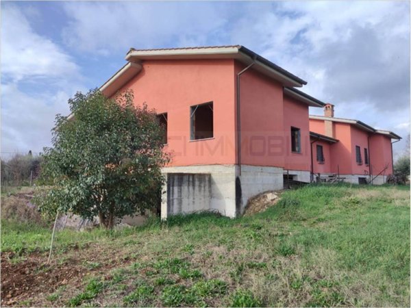 casa indipendente in vendita a Fiano Romano