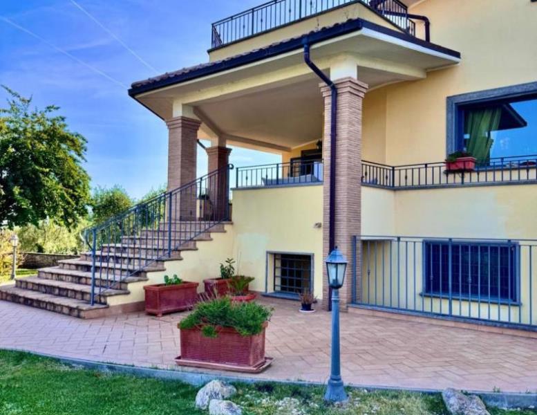 casa indipendente in vendita a Fiano Romano