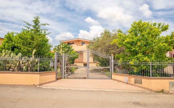 casa indipendente in vendita a Fiano Romano
