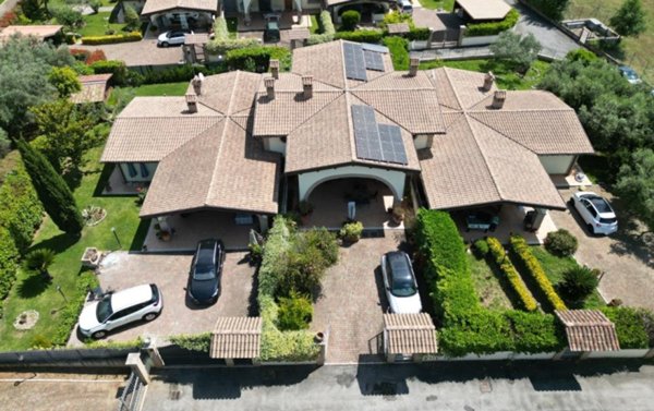 casa indipendente in vendita a Fiano Romano