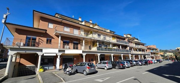 negozio in vendita a Fiano Romano