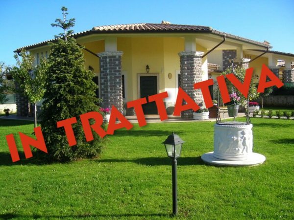 casa indipendente in vendita a Fiano Romano