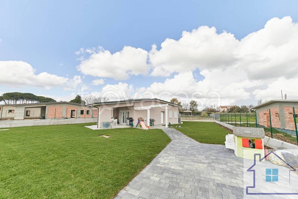 casa indipendente in vendita a Fiano Romano