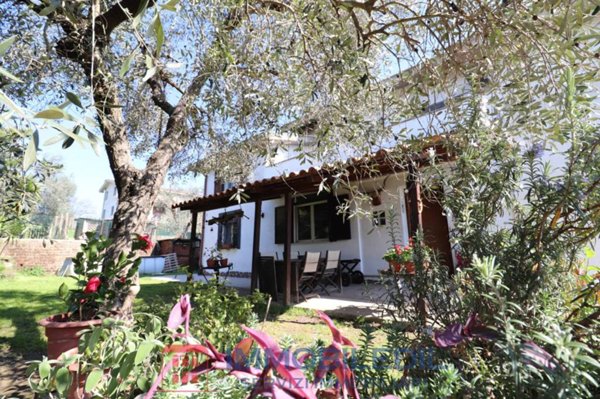casa indipendente in vendita a Fiano Romano