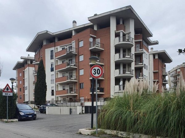 ufficio in vendita a Fiano Romano