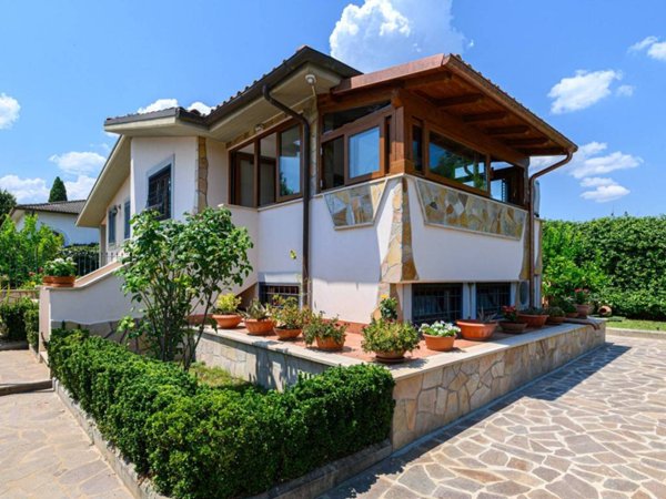 casa indipendente in vendita a Fiano Romano