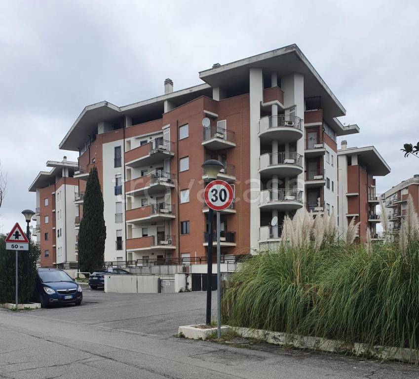 ufficio in vendita a Fiano Romano
