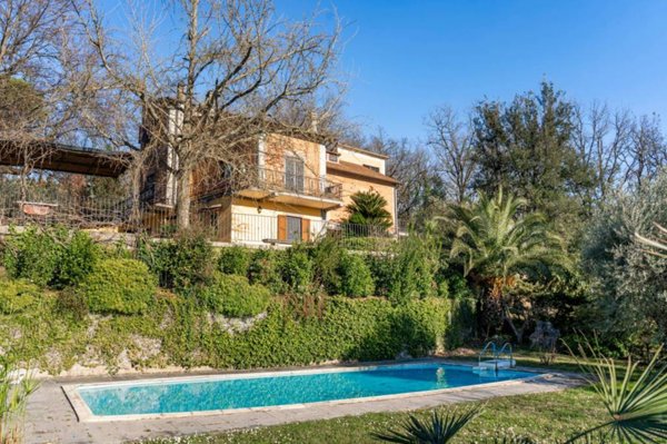 casa indipendente in vendita a Fiano Romano