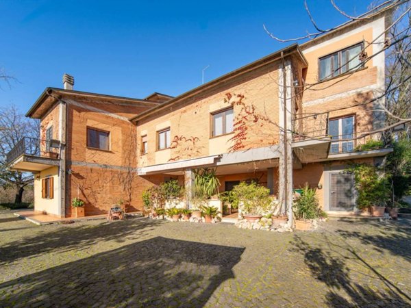 casa indipendente in vendita a Fiano Romano