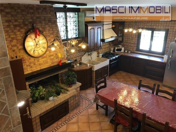 casa indipendente in vendita a Fiano Romano