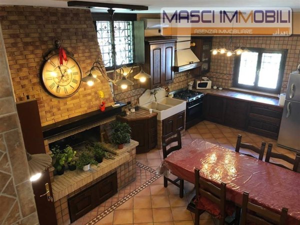 casa indipendente in vendita a Fiano Romano