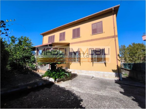 casa indipendente in vendita a Fiano Romano