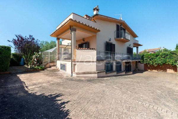casa indipendente in vendita a Fiano Romano