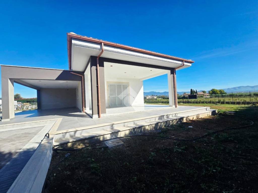 casa indipendente in vendita a Fiano Romano