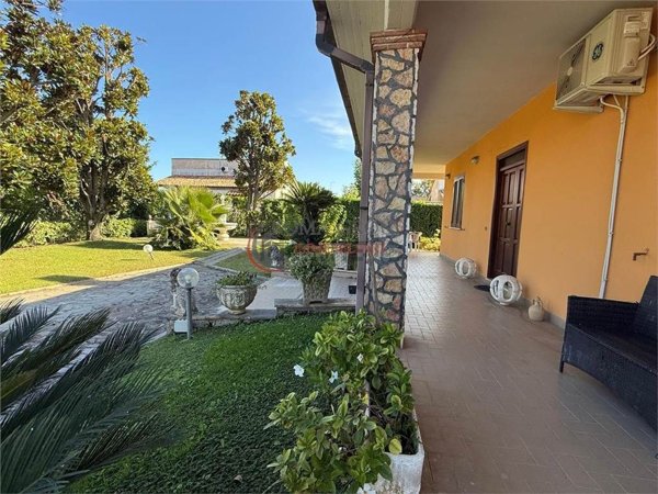 casa indipendente in vendita a Fiano Romano