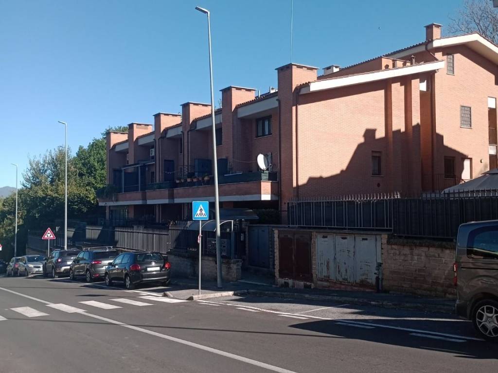 appartamento in vendita a Fiano Romano