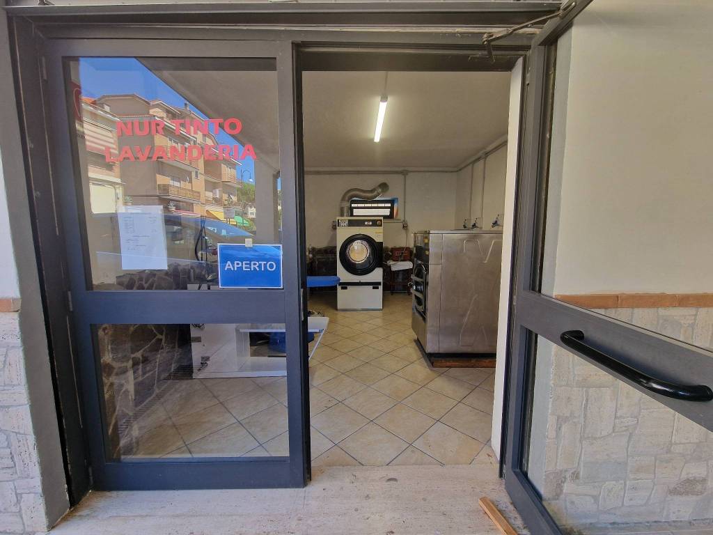 negozio in vendita a Fiano Romano