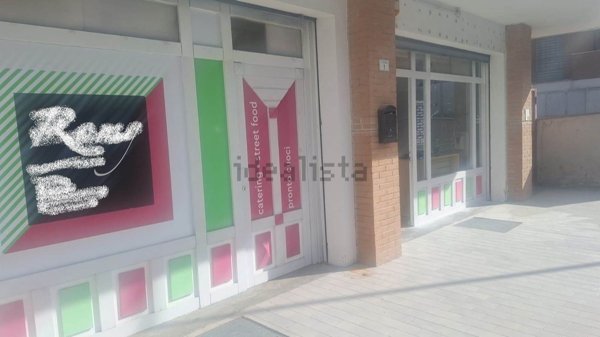 locale commerciale in vendita a Fiano Romano