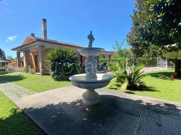 casa indipendente in vendita a Fiano Romano