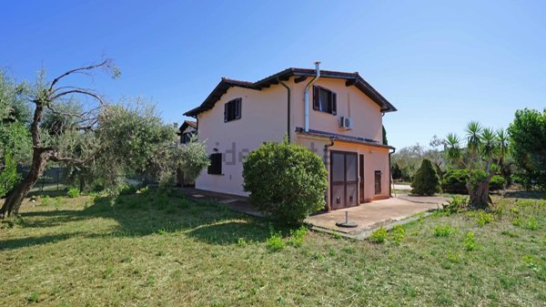 casa indipendente in vendita a Fiano Romano