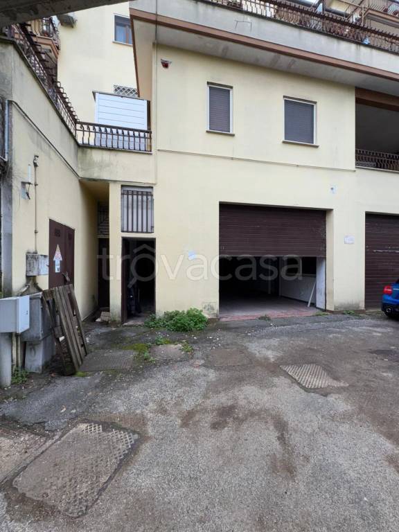 negozio in vendita a Fiano Romano