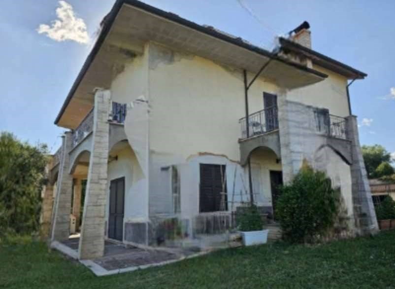 casa indipendente in vendita a Fiano Romano
