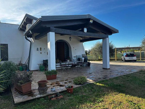casa indipendente in vendita a Fiano Romano