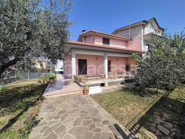 casa indipendente in vendita a Fiano Romano