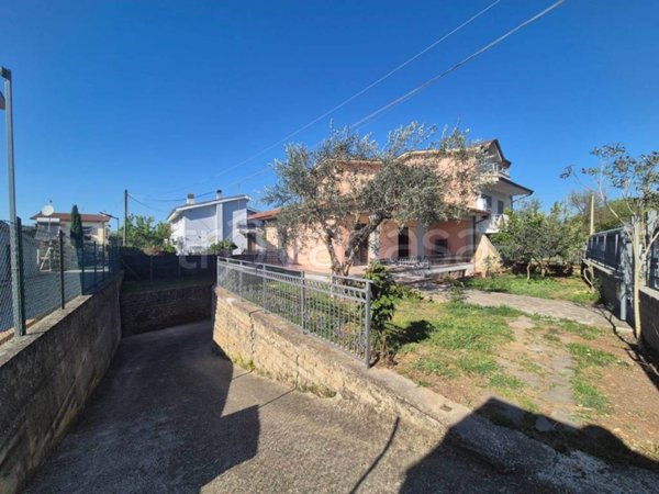 casa indipendente in vendita a Fiano Romano