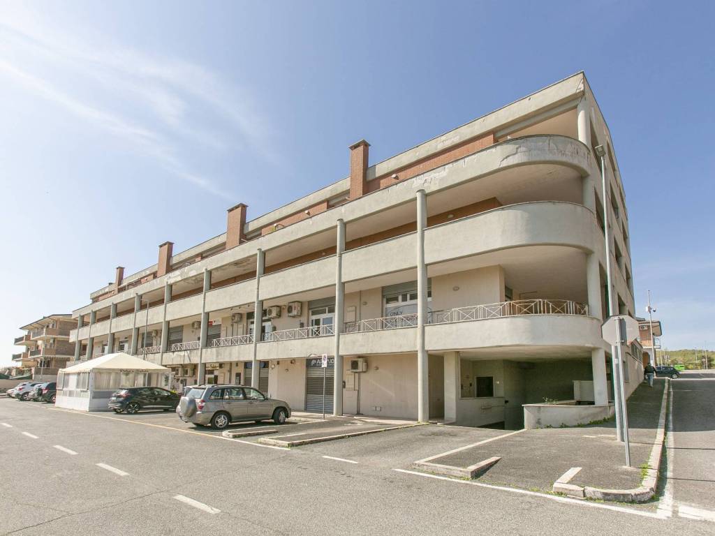 ufficio in vendita a Fiano Romano