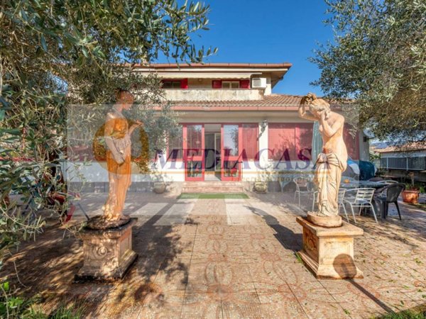 casa indipendente in vendita a Fiano Romano