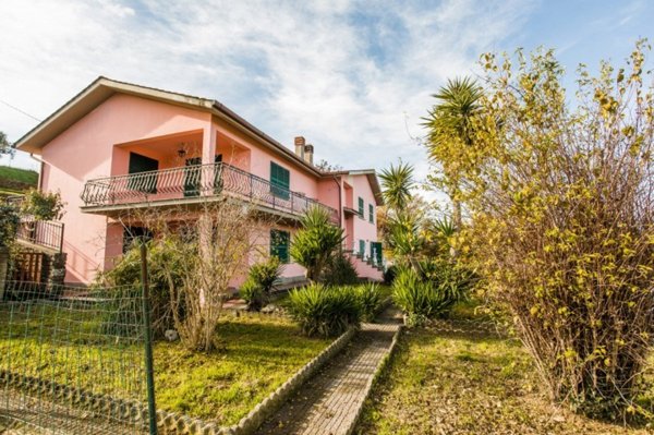 casa indipendente in vendita a Fiano Romano