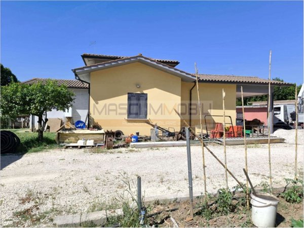 casa indipendente in vendita a Fiano Romano