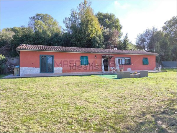 casa indipendente in vendita a Fiano Romano