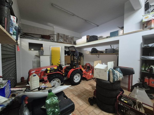 locale di sgombero in vendita a Fiano Romano