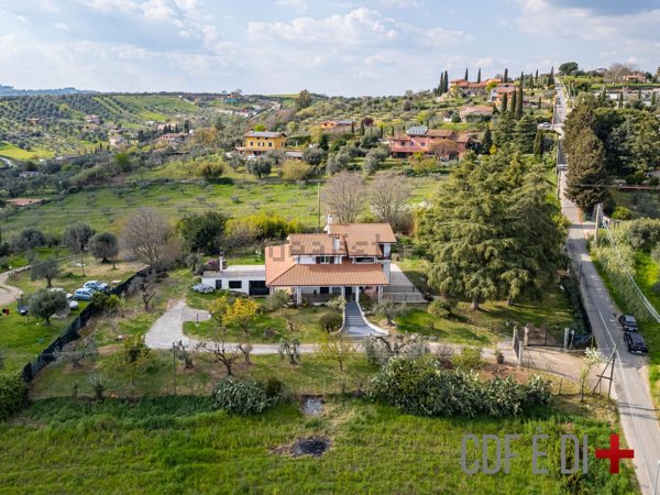 casa indipendente in vendita a Fiano Romano