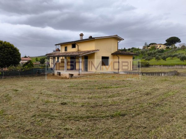 casa indipendente in vendita a Fiano Romano