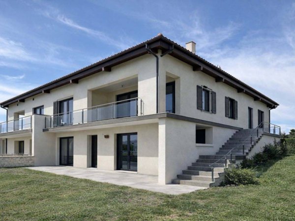 casa indipendente in vendita a Fiano Romano