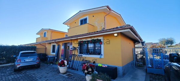 casa indipendente in vendita a Fiano Romano