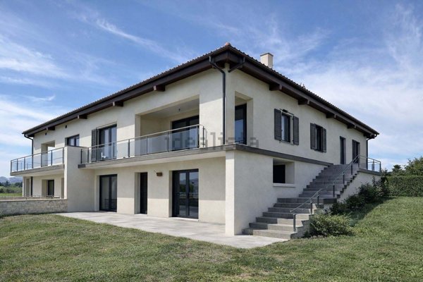 casa indipendente in vendita a Fiano Romano