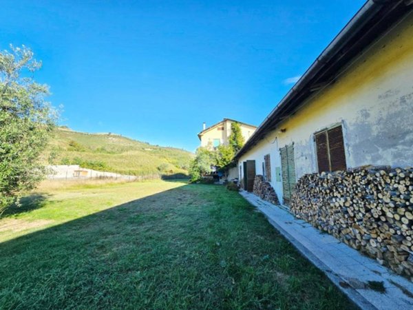 intera palazzina in vendita a Fiano Romano